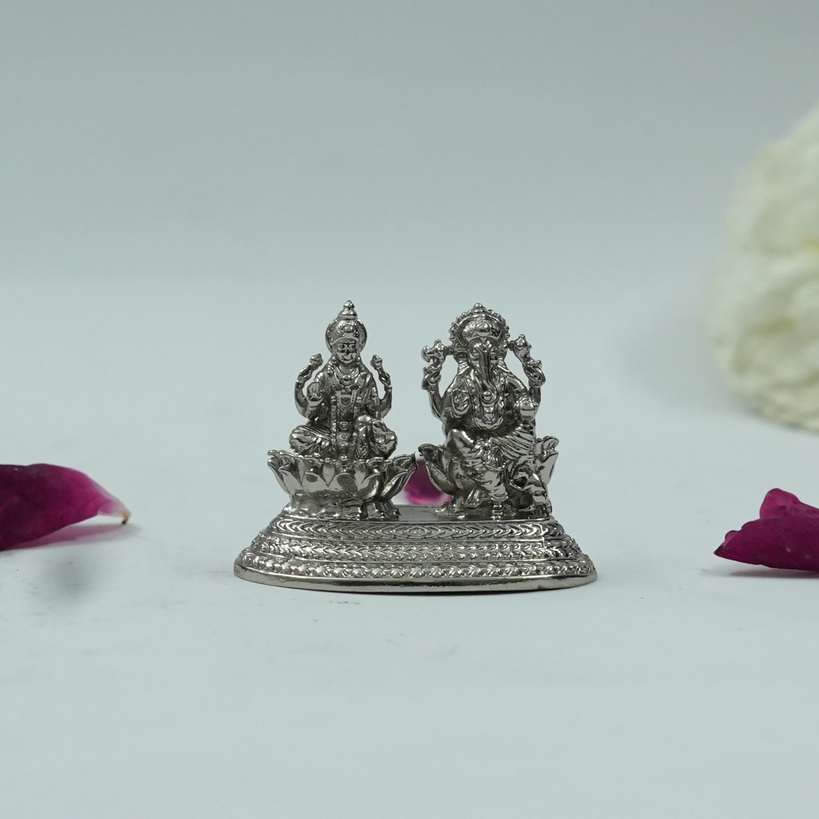 Lakshmi Ganesha Idol Set – Handcrafted Prosperity & Wisdom Murti for Pooja & Gifting