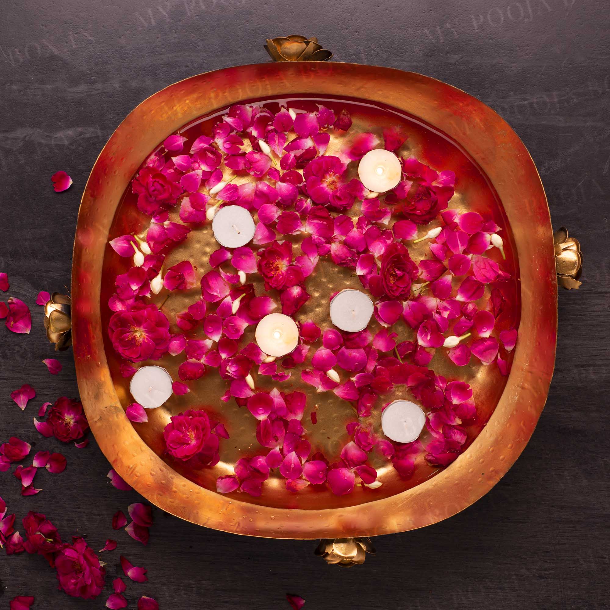 Appealing Rose Decor Urli