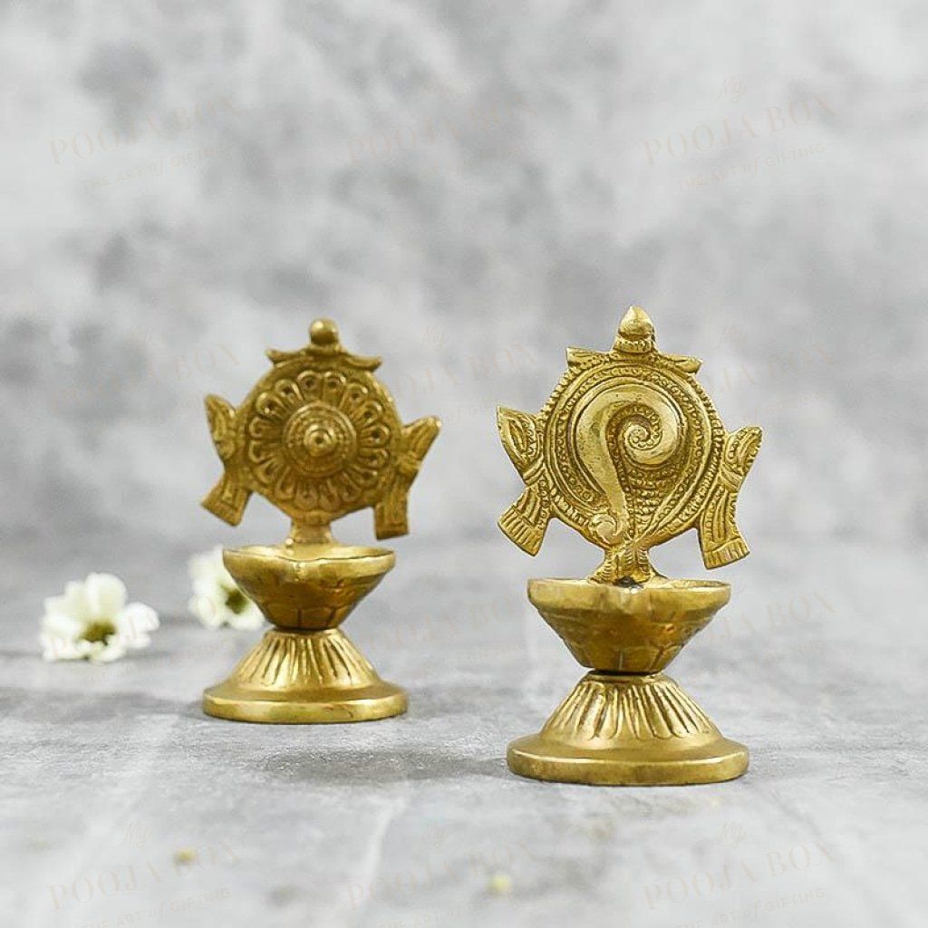 Shankh Brass Diya (Set of 2)