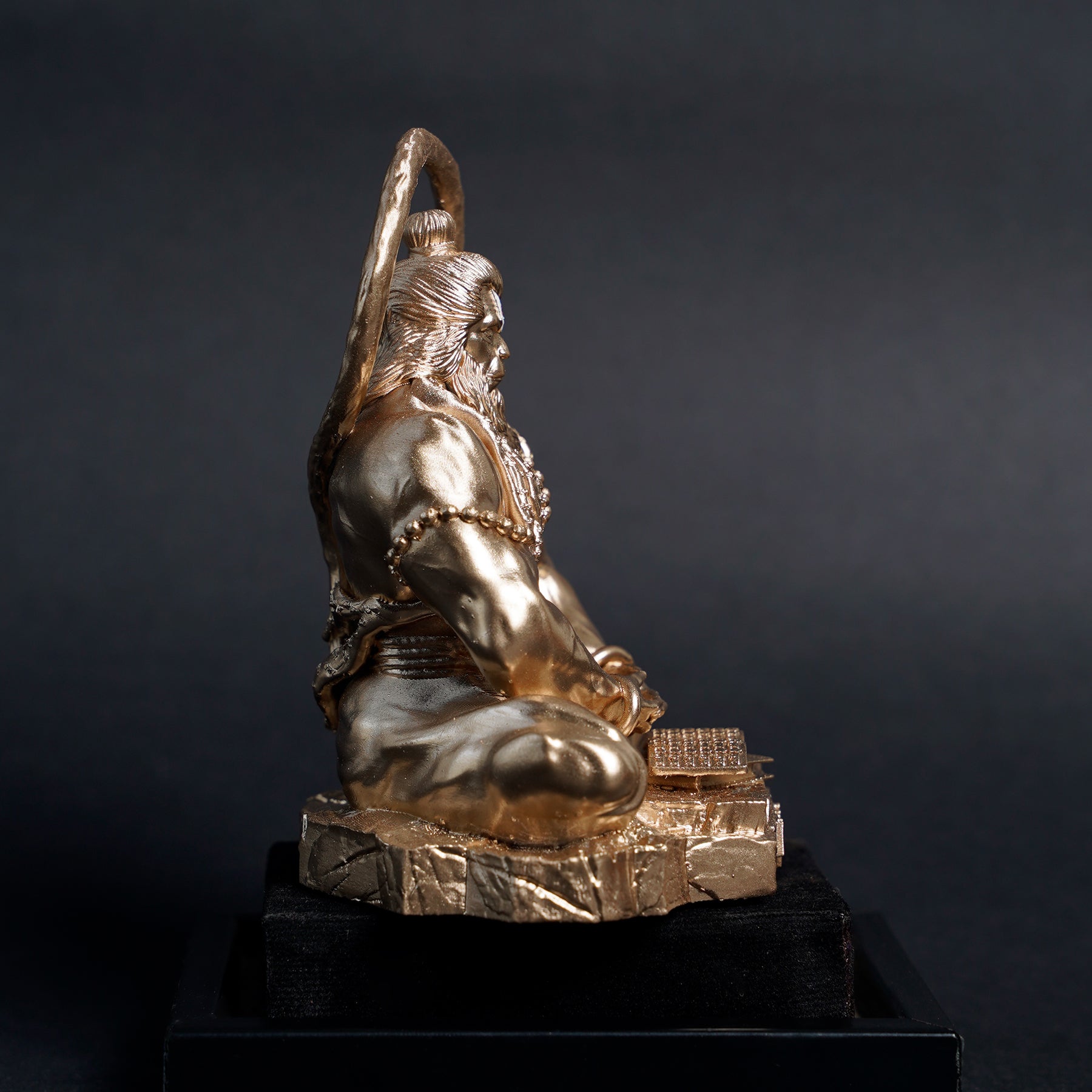 Pavan Sut Hanuman Ji — The Road Guardian | Seated Blessing Pose | Car Dashboard Idol
