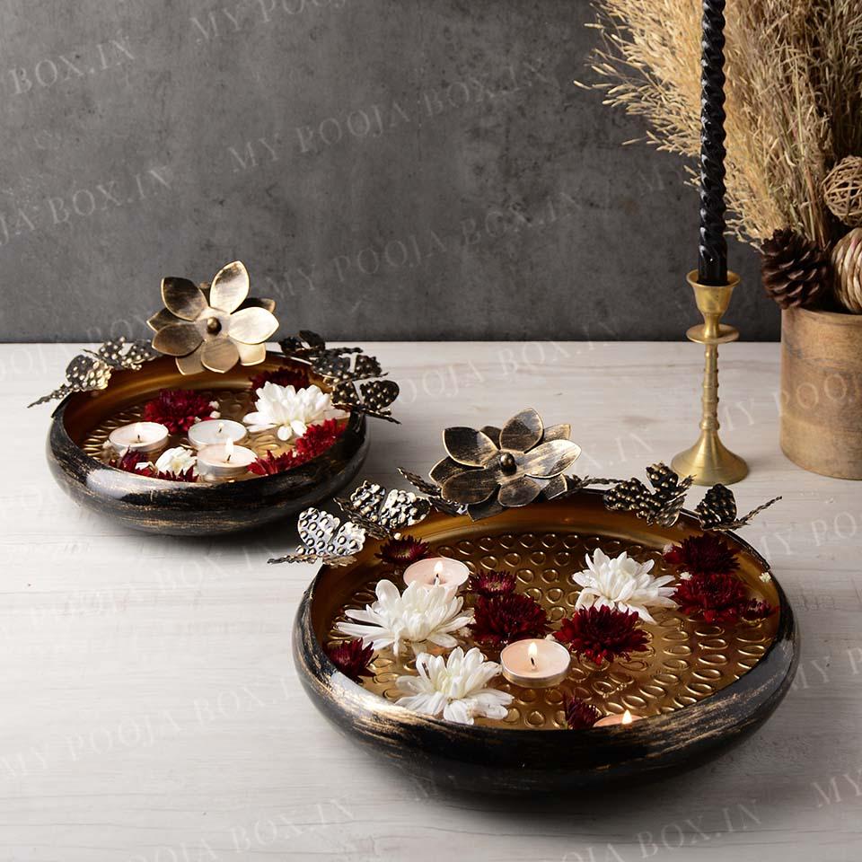 Spring Blossom Black Elegant Urli