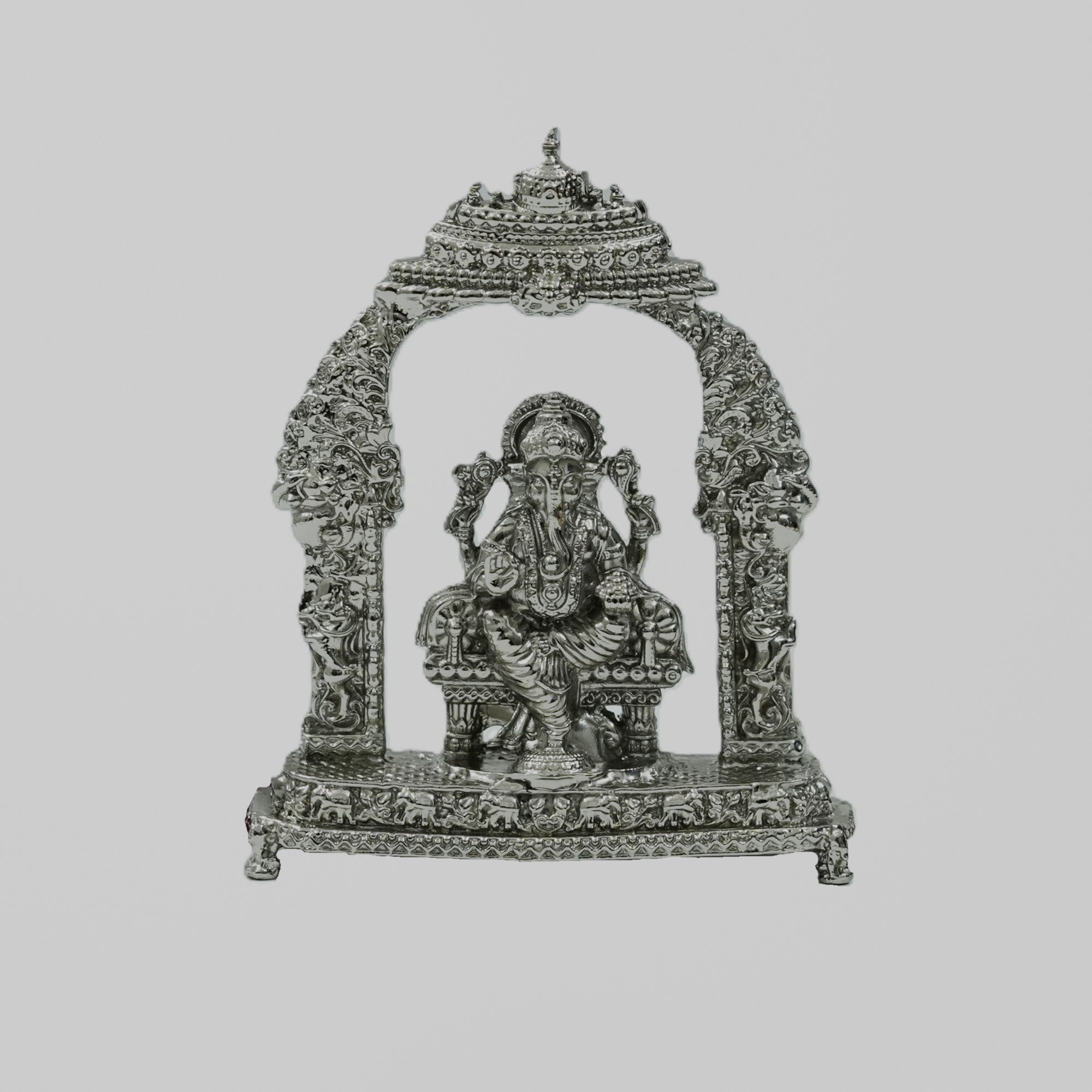 Divine Lord Ganesha Idol with Ornate Arch – Handcrafted Vighnaharta Murti for Pooja & Gifting